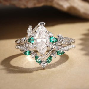 Marquise sterling silver ring set with moissanite